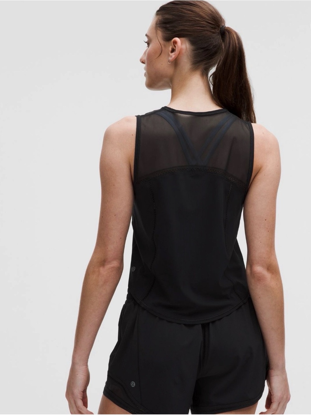 Lululemon NWT Sculpt Lace Trim Cropped Black Tank Top Size 10 - Picture 2 of 10